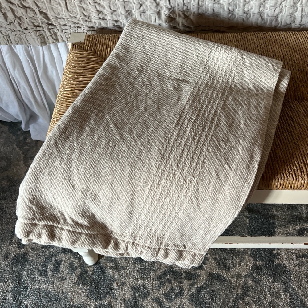 Eileen Fisher Home Cream Textured Cotton and Linen Blanket